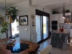 Prodej rodinného domu, Kefalonia, Argostoli, Leivathos, Řecko, 230 m2