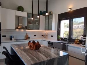 Prodej rodinného domu, Kefalonia, Argostoli, Leivathos, Řecko, 230 m2