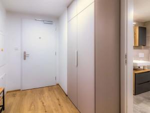 Pronájem bytu 1+kk, Praha - Stodůlky, Hábova, 38 m2