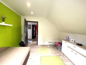 Pronájem rodinného domu, Klecany, Na vršku, 140 m2