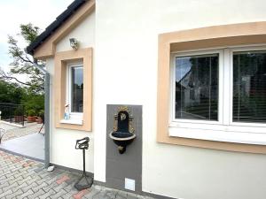 Pronájem rodinného domu, Klecany, Na vršku, 140 m2