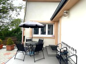 Pronájem rodinného domu, Klecany, Na vršku, 140 m2