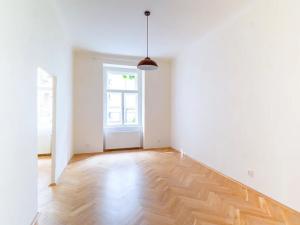 Pronájem bytu 2+kk, Praha - Bubeneč, Sochařská, 60 m2