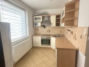 Pronájem bytu 2+1, Milovice, Krátká, 60 m2