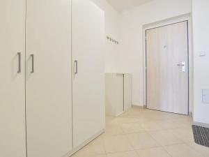 Pronájem bytu 2+kk, Nymburk, Ke Strouze, 51 m2