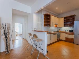 Pronájem bytu 3+kk, Praha - Vinohrady, Belgická, 100 m2
