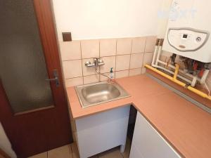 Pronájem obchodního prostoru, Doksy, Hálkova, 30 m2