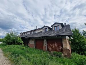 Prodej rodinného domu, Moravany, Na Rozcestí, 450 m2