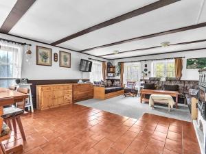 Prodej rodinného domu, Janov, 250 m2