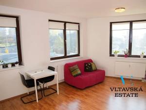 Pronájem bytu 3+kk, Praha - Záběhlice, Na Slatince, 63 m2