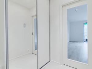 Pronájem bytu 1+kk, Praha - Vršovice, Archangelská, 34 m2