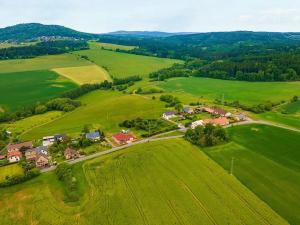 Prodej pozemku pro bydlení, Komárov, 4052 m2