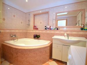 Prodej bytu 3+1, Hlubočky, Na Orátě, 73 m2