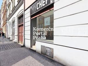 Pronájem obchodního prostoru, Praha - Nové Město, Truhlářská, 28 m2