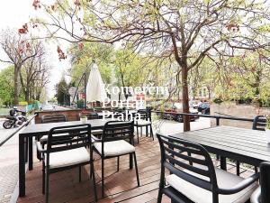 Pronájem restaurace, Praha - Kobylisy, Střelničná, 344 m2