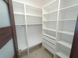 Prodej bytu 4+kk, Babice, K Vile, 146 m2