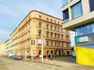Pronájem bytu 1+kk, Praha - Smíchov, Rozkošného, 44 m2