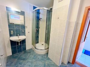 Pronájem bytu 1+kk, Praha - Smíchov, Rozkošného, 44 m2