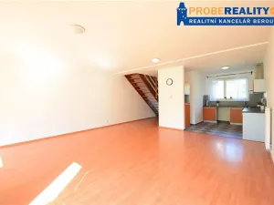 Pronájem rodinného domu, Králův Dvůr, Na Výsluní, 140 m2