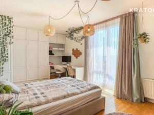 Pronájem bytu 3+1, Praha - Vinohrady, U Zvonařky, 121 m2