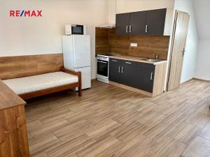 Pronájem bytu 1+kk, Libeř, 36 m2