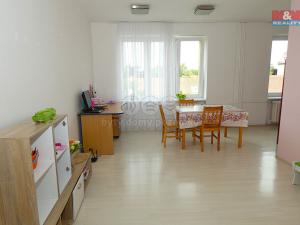 Prodej bytu 3+1, Kolín - Kolín II, Benešova, 64 m2