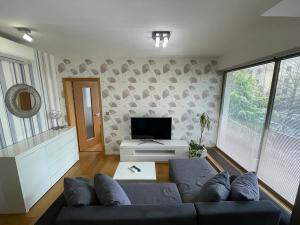 Pronájem bytu 2+kk, Praha - Smíchov, U Okrouhlíku, 49 m2