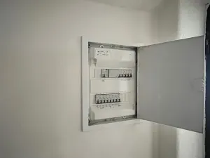 Pronájem obchodního prostoru, Štoky, 85 m2