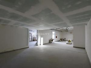Pronájem obchodního prostoru, Strakonice, Povážská, 300 m2