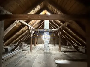 Prodej bytu 4+1, Osek, 140 m2