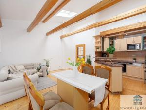 Prodej rodinného domu, Velké Opatovice, Opatovičky, 233 m2