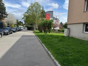 Prodej bytu 1+kk, Praha - Hostivař, Azalková, 24 m2