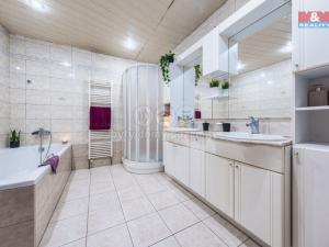 Prodej rodinného domu, Hřiměždice, 335 m2