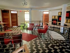 Pronájem obchodního prostoru, Praha - Újezd nad Lesy, Starokolínská, 8 m2