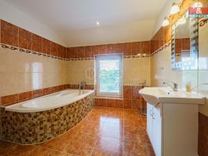 Prodej rodinného domu, Cheb, Jabloňová, 290 m2