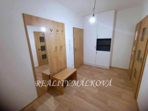 Pronájem bytu 2+kk, Pardubice, Nerudova, 57 m2