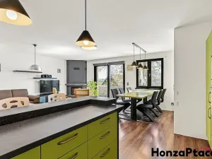 Prodej rodinného domu, Černé Voděrady, Černokostelecká, 159 m2