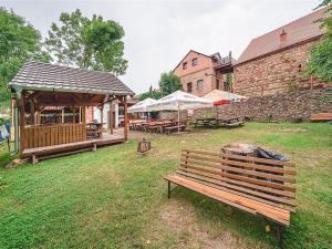 Prodej rodinného domu, Plzeň - Božkov, Božkovské náměstí, 884 m2
