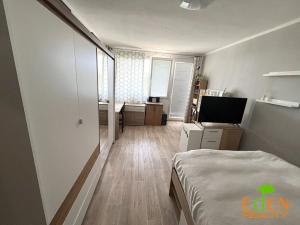 Prodej bytu 2+1, Plzeň, Lábkova, 65 m2