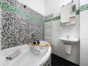 Prodej bytu 1+kk, Praha - Vršovice, Ukrajinská, 34 m2