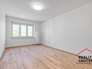 Pronájem bytu 2+1, Ostrava, Bachmačská, 62 m2