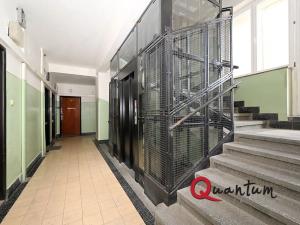 Pronájem bytu 1+kk, Praha - Žižkov, Baranova, 29 m2