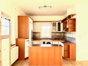 Prodej rodinného domu, Praha - Hloubětín, Aloisovská, 238 m2