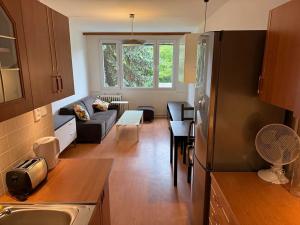 Prodej bytu 2+kk, Praha - Střížkov, K lipám, 42 m2