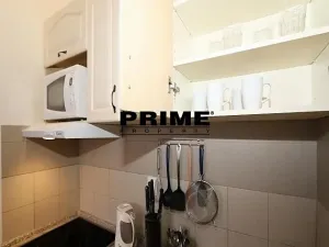 Pronájem bytu 2+kk, Praha - Vinohrady, Belgická, 34 m2