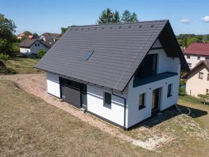 Prodej rodinného domu, Lužany, 150 m2