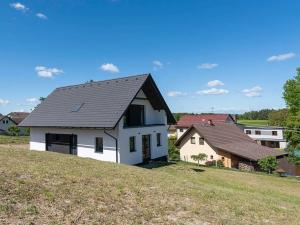 Prodej rodinného domu, Lužany, 150 m2