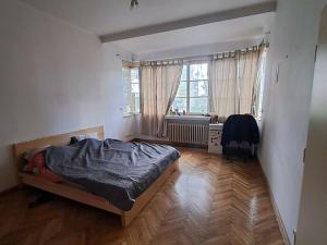 Pronájem bytu 2+1, Praha - Podolí, Na Podkovce, 61 m2