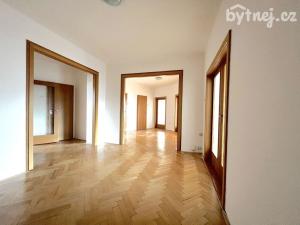 Pronájem bytu 3+1, Olomouc, Kaštanová, 120 m2