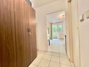 Pronájem bytu 1+kk, Brno, Jedovnická, 19 m2